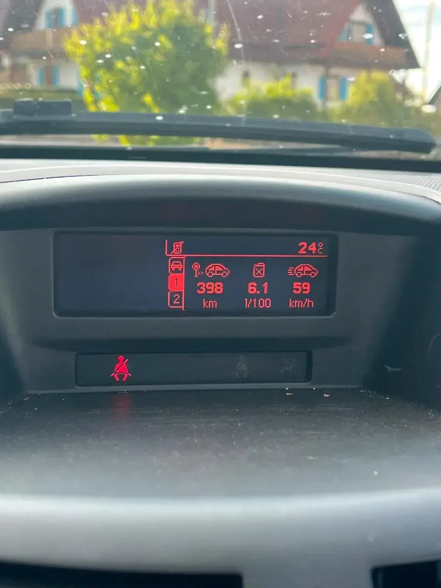 Gebraucht Peugeot 207 CC 156 PS (114 kW) 2012 Braun Cabrio