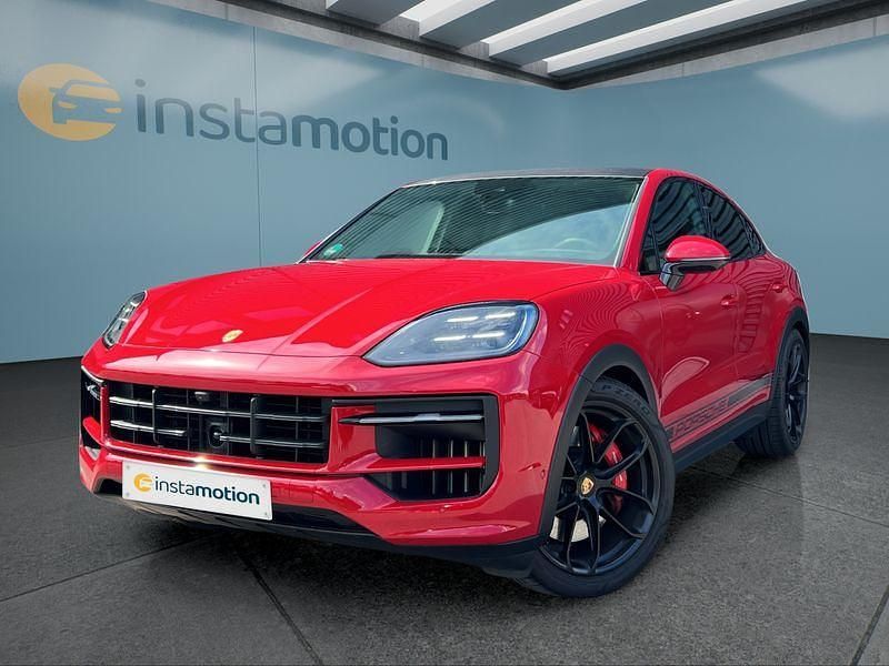 Rot Gebraucht 2024 Porsche Cayenne GTS SUV | 140.899 € - Bild 1/4