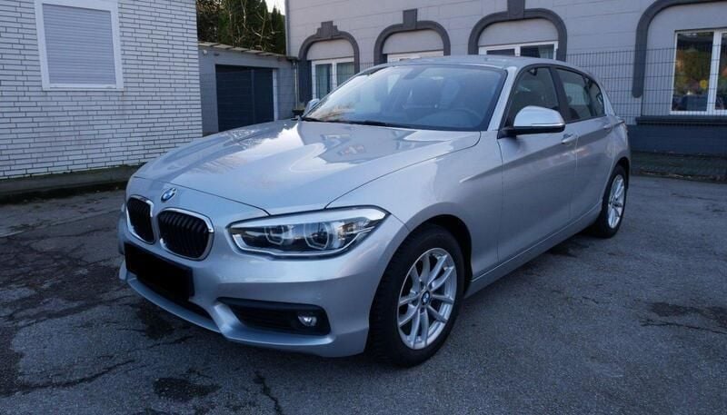 Silber Gebraucht 2019 BMW 116 Advantage Kleinwagen | 10.600 € (Superpreis) - Bild 1/4
