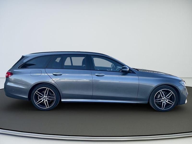 Gebraucht Mercedes E350 AMG 258 PS (189 kW) 2018 Grau Limousine