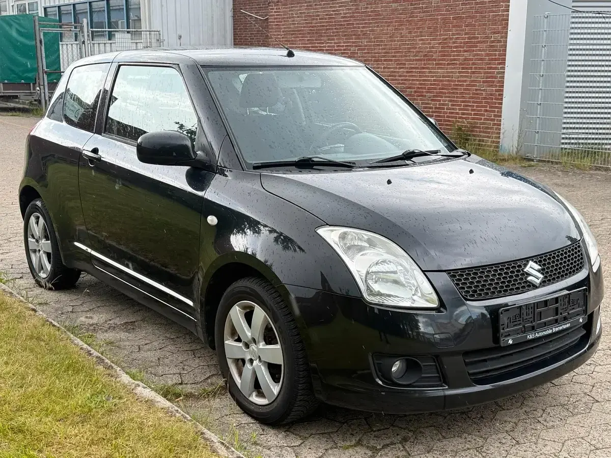 Gebraucht Suzuki Swift 92 PS (67 kW) 2009 Schwarz Kleinwagen