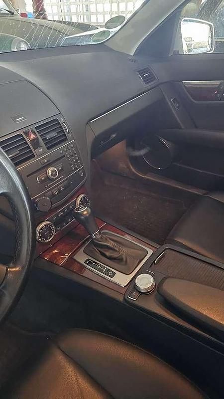 Gebraucht Mercedes C280 231 PS (169 kW) 2009 Limousine