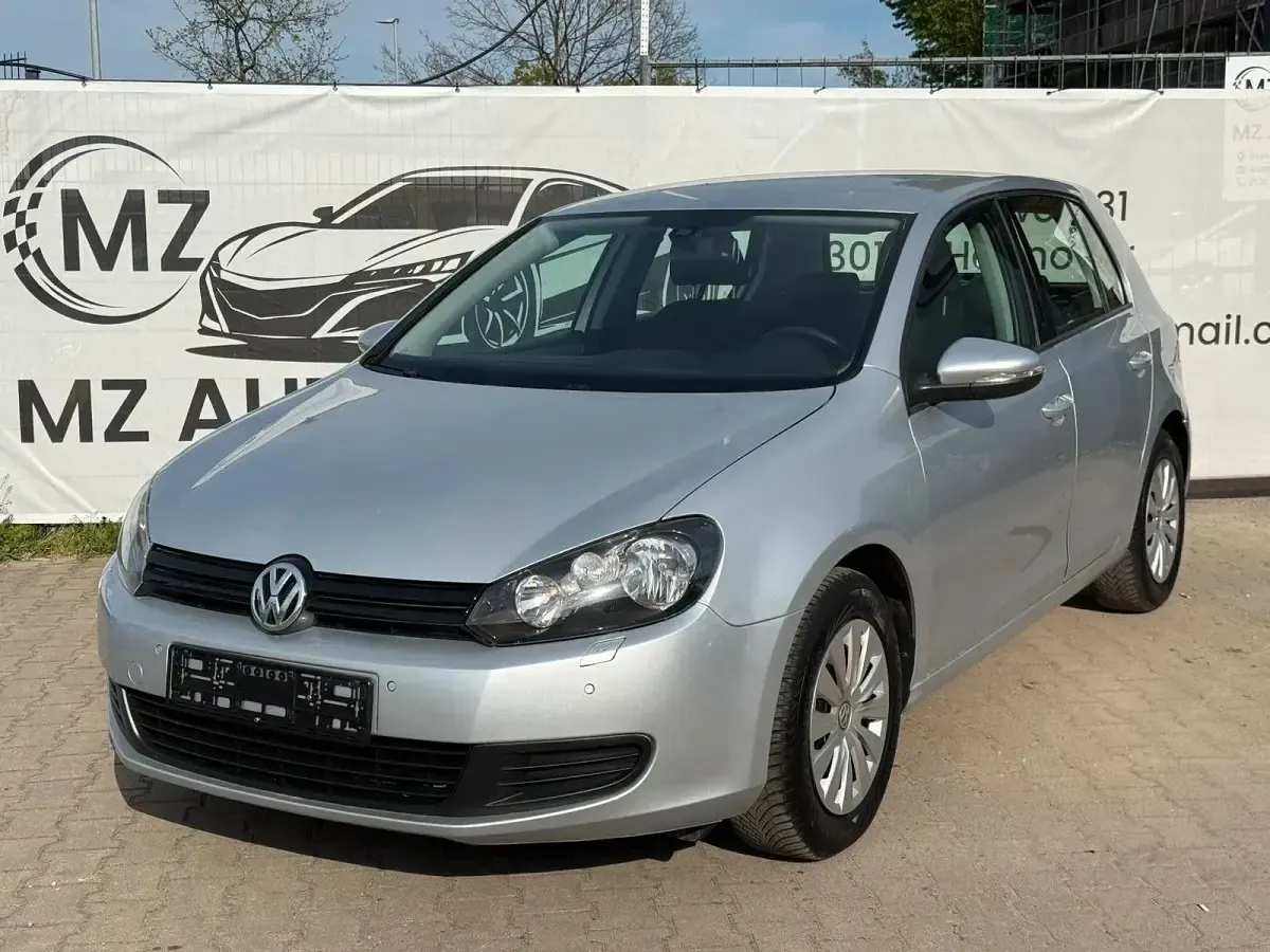 Gebraucht VW Golf VI Trendline 80 PS (58 kW) 2012 Silber Kleinwagen