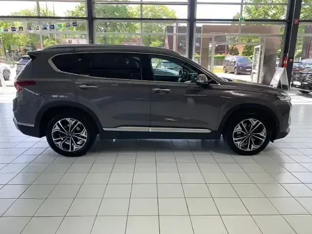 Gebraucht Hyundai Santa Fe Premium 200 PS (147 kW) 2020 Grau SUV