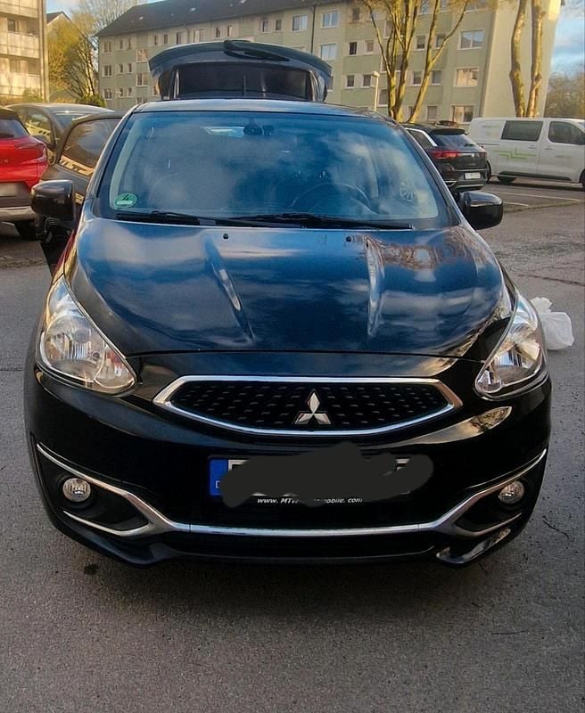 Gebraucht Mitsubishi Space Star Edition 80 PS (58 kW) 2017 Schwarz Kleinwagen