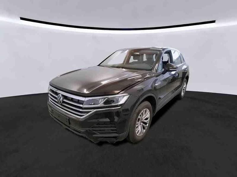 Braun Gebraucht 2021 VW Touareg SUV | 38.990 € (Superpreis) - Bild 1/4