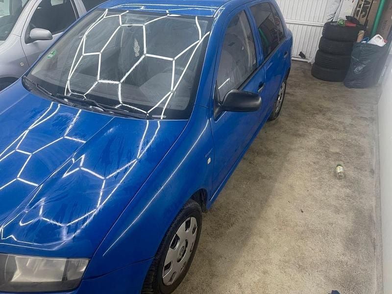 Gebraucht Skoda Fabia Classic 54 PS (39 kW) 2004 Blau Limousine