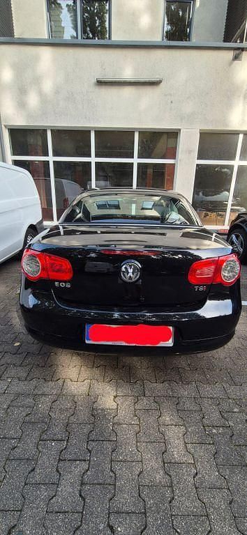 Schwarz Gebraucht 2009 VW Eos Cabrio | 3.000 € (Guter Preis) - Bild 1/4