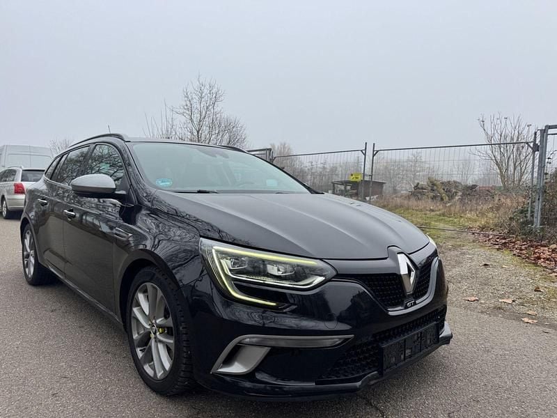 Schwarz Gebraucht 2017 Renault Mégane GrandTour GT Kombi | 8.999 € (Fairer Preis) - Bild 1/4