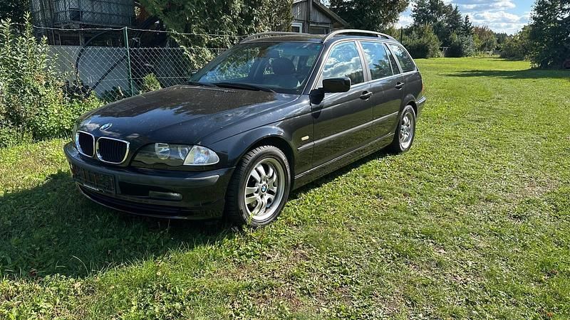 Schwarz Gebraucht 2000 BMW 325 Kombi | 2.450 € (Fairer Preis) - Bild 1/4