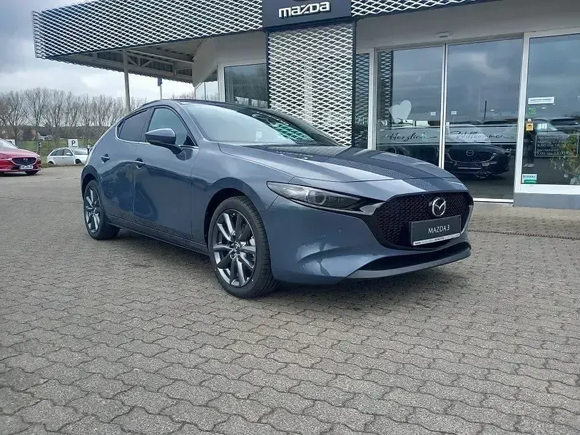 Neu Mazda 3 Center-Line 186 PS (136 kW) 2026 Grau Limousine