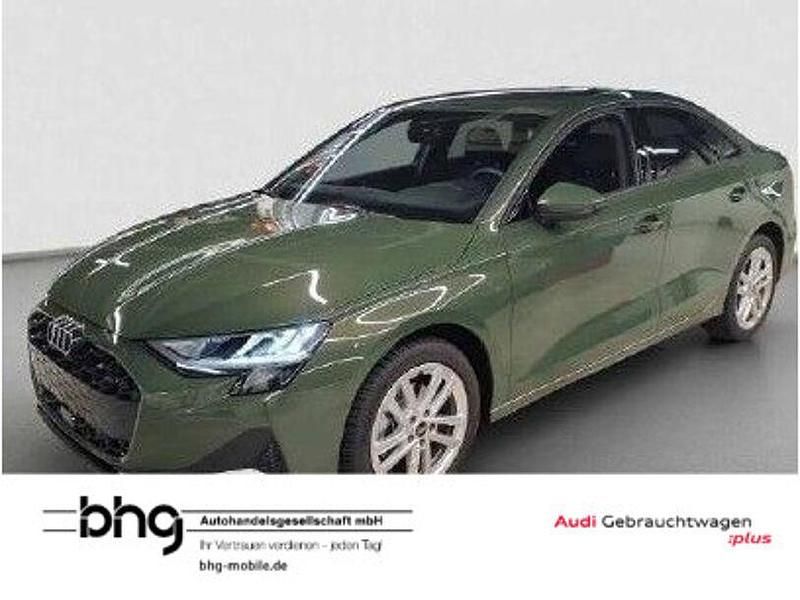 Distriktgrün metallic Gebraucht 2025 Audi A3 Advanced Limousine | 29.430 € (Guter Preis) - Bild 1/4