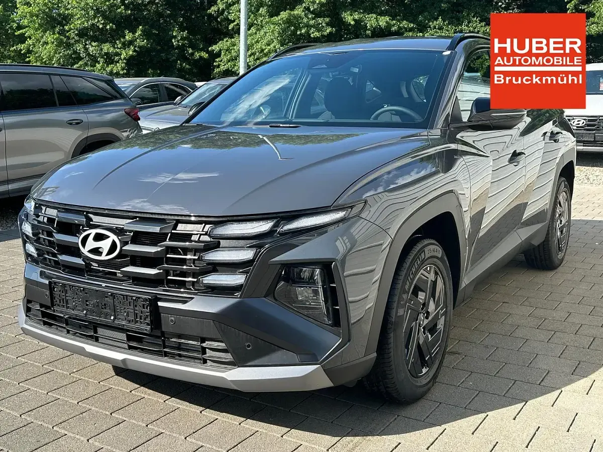 Neu Hyundai Tucson Blackline 239 PS (175 kW) 2026 Ecotronic gray mineraleffekt SUV