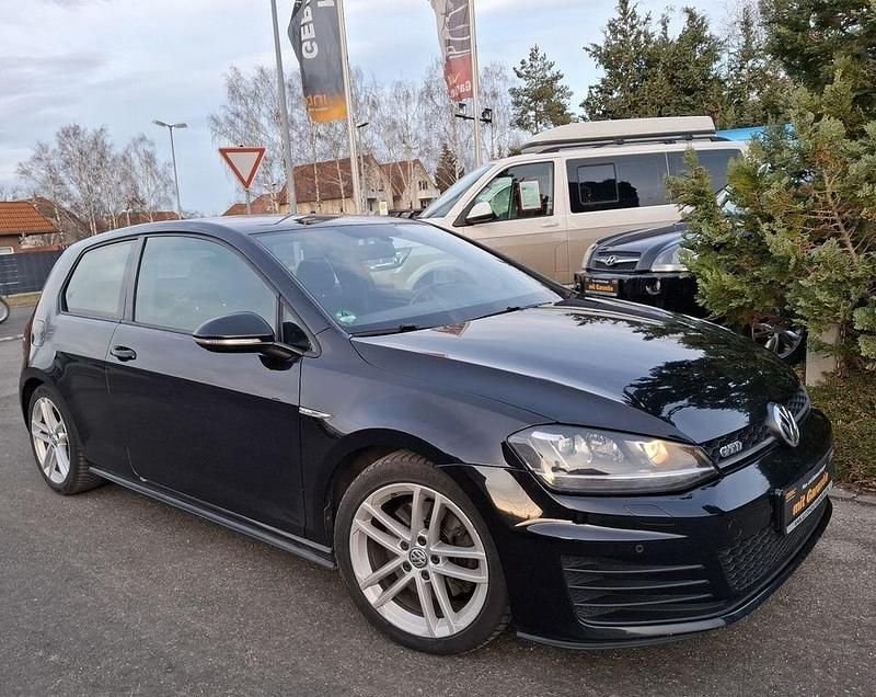 Schwarz Gebraucht 2016 VW Golf GTD Limousine | 10.990 € (Superpreis) - Bild 1/4