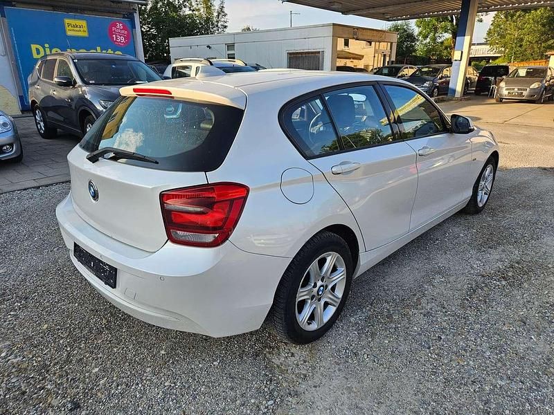 Gebraucht BMW 116 136 PS (100 kW) 2012 Weiß Kleinwagen