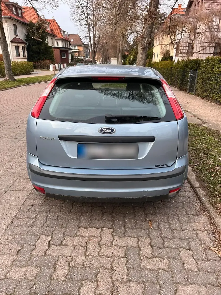 Gebraucht Ford Focus 115 PS (84 kW) 2007 Blau Limousine