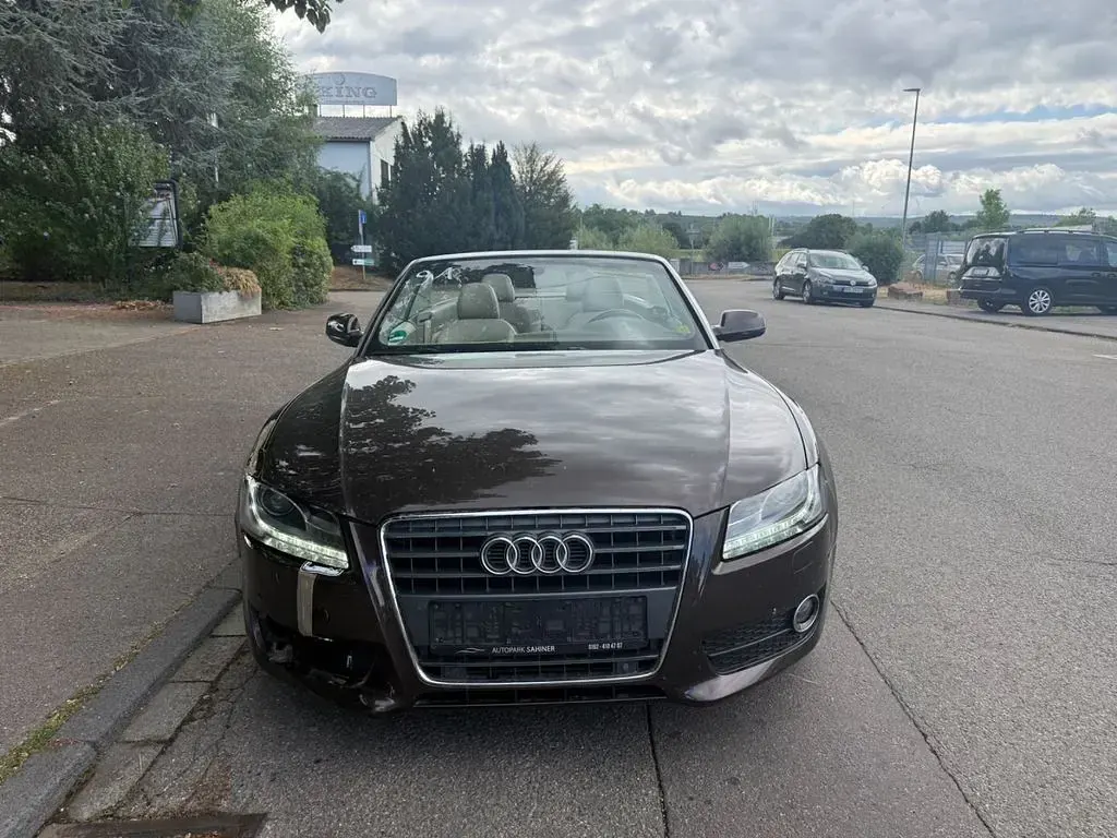 Gebraucht Audi A5 Cabriolet Sport 160 PS (117 kW) 2011 Braun Cabrio