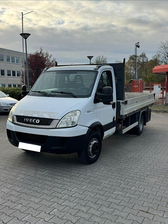 Gebraucht Iveco Daily 170 PS (125 kW) 2011 Weiß Limousine