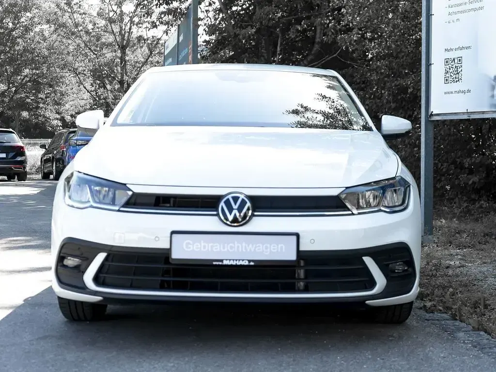 Gebraucht VW Polo Life 95 PS (69 kW) 2022 Weiß Kleinwagen