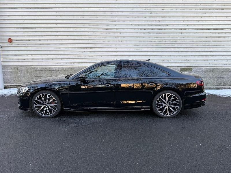 Gebraucht Audi S8 Sport 571 PS (419 kW) 2023 Schwarz Limousine