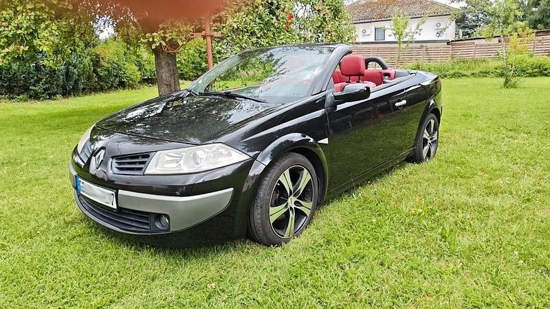 Schwarz Gebraucht 2007 Renault Mégane Cabriolet Privilege Cabrio | 2.590 € (Fairer Preis) - Bild 1/4