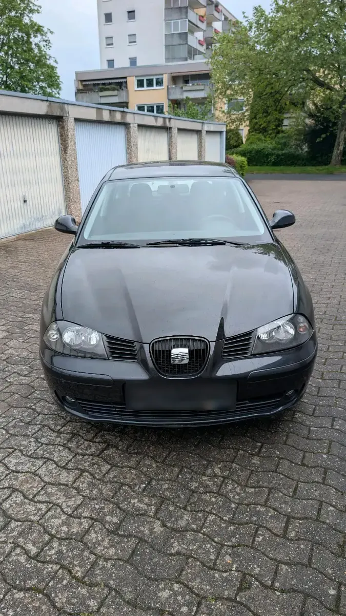 Gebraucht Seat Ibiza 75 PS (55 kW) 2005 Schwarz Kleinwagen