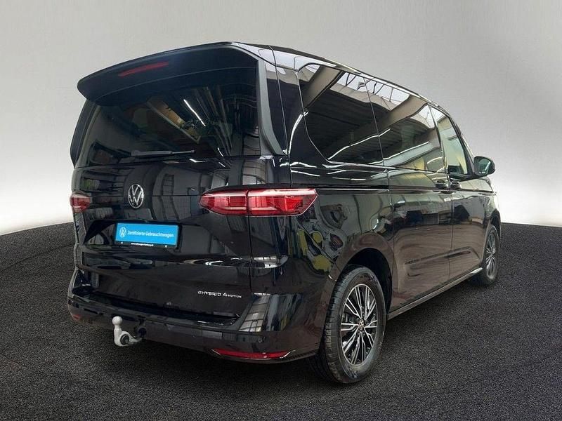 Gebraucht VW Multivan Basis 177 PS (130 kW) 2025 2t deep black perleffekt Van