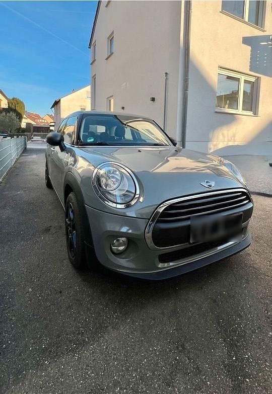 Grau Gebraucht 2015 Mini ONE Kleinwagen | 5.600 € - Bild 1/4