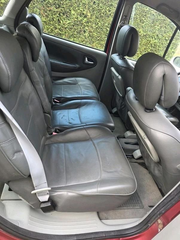 Gebraucht Renault Scénic 102 PS (75 kW) 2002 Rot Van / Kleinbus