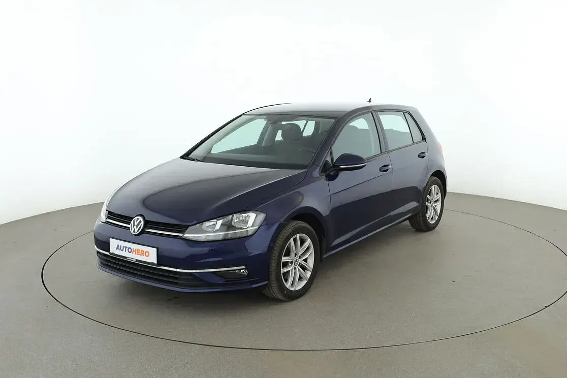 Gebraucht VW Golf VII Comfortline 2018 Limousine