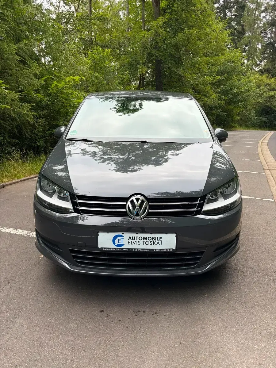 Gebraucht VW Sharan 140 PS (102 kW) 2014 Grau Van / Kleinbus