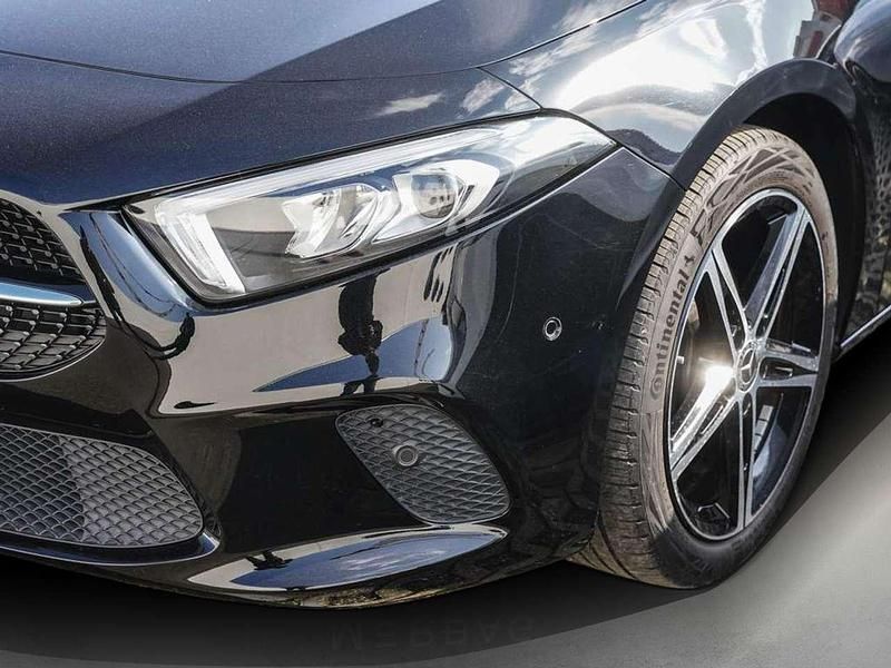 Gebraucht Mercedes A180 Progressive 136 PS (100 kW) 2021 Schwarz Limousine