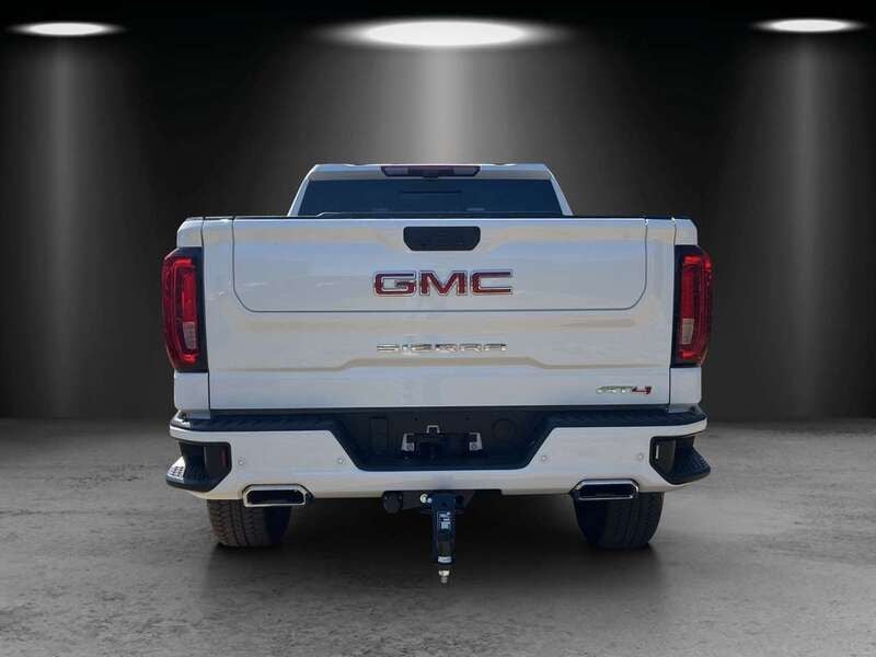 Neu GMC Sierra 420 PS (308 kW) 2025 Summit white Pickup