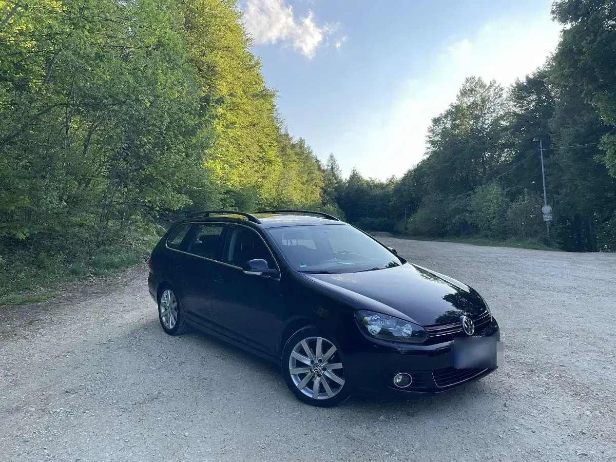 Gebraucht VW Golf VI 122 PS (89 kW) 2011 Schwarz Kleinwagen