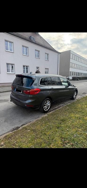 Gebraucht BMW 218 150 PS (110 kW) 2015 Grau Kombi