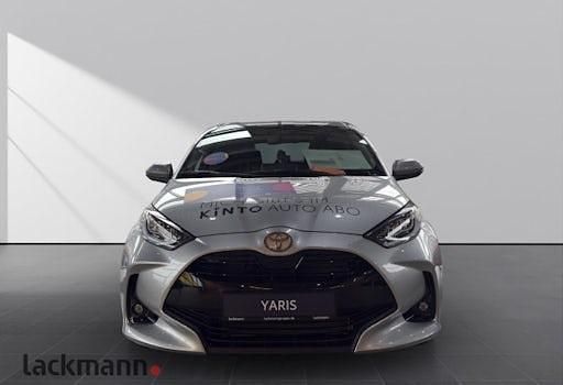 Neu Toyota Yaris Hybrid 117 PS (86 kW) 2025 Grey metallic Limousine
