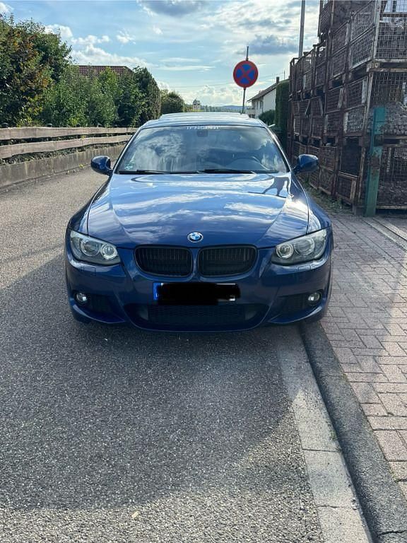 Blau Gebraucht 2011 BMW 325 Performance Coupé | 14.900 € (Fairer Preis) - Bild 1/4