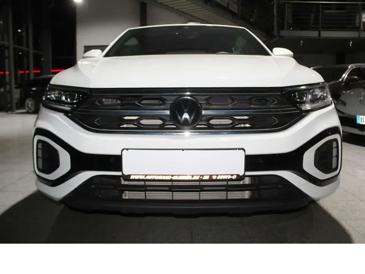 Gebraucht VW T-Roc Cabriolet R-line 150 PS (110 kW) 2025 Weiß Cabrio