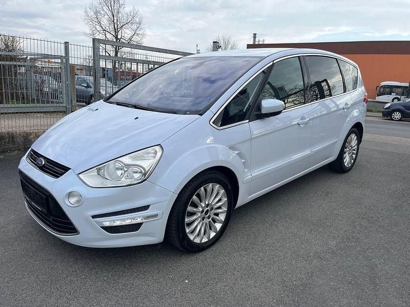 Gebraucht Ford S-MAX Titanium 140 PS (102 kW) 2013 Weiß Van / Kleinbus