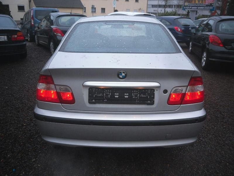 Gebraucht BMW 325 Exclusive 192 PS (141 kW) 2004 Grau Limousine