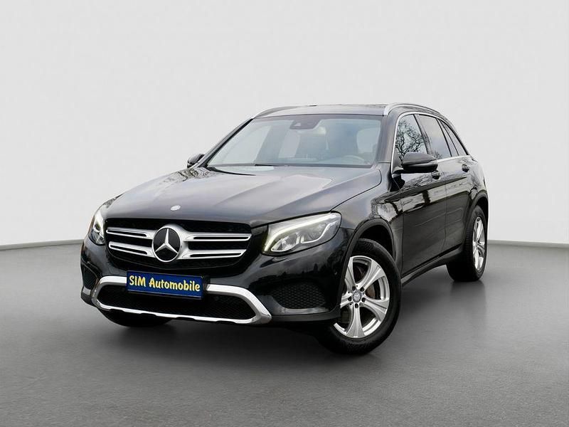 Schwarz/baltic black Gebraucht 2016 Mercedes GLC220 Exclusive SUV | 21.890 € (Fairer Preis) - Bild 1/4