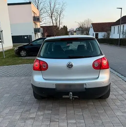 Brugt VW Golf V 140 HK (102 kW) 2007 Sølv Sedan