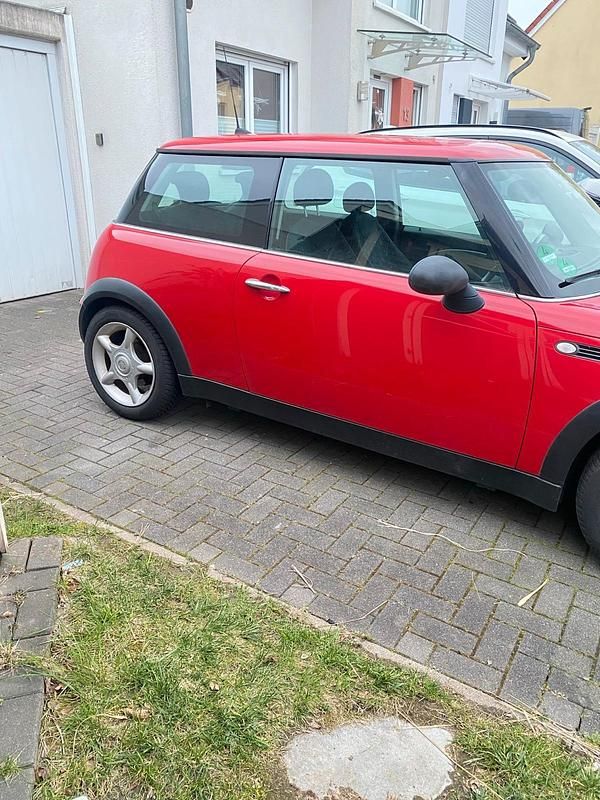 Gebraucht Mini ONE 90 PS (66 kW) 2005 Rot Kleinwagen