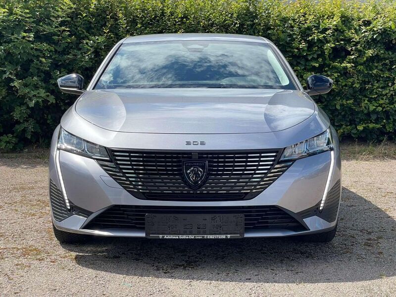 Gebraucht Peugeot 308 Allure 131 PS (96 kW) 2023 Artense silber Limousine