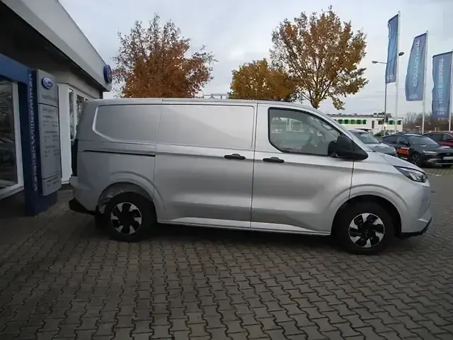 Neu Ford Transit Custom Trend 232 PS (170 kW) 2025 Moondust silver metallic Van / Kleinbus