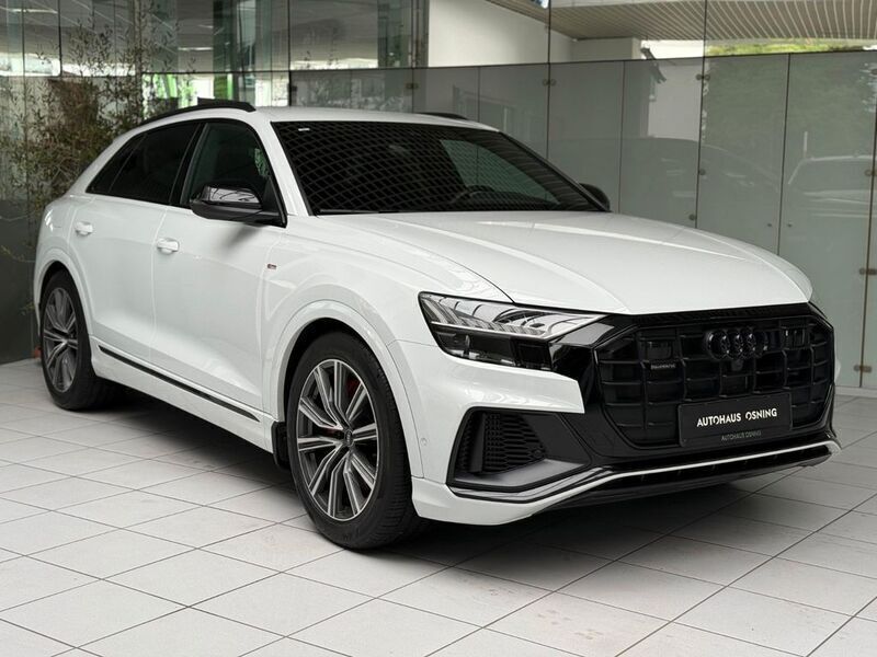 Gletscherweiß metallic Gebraucht 2023 Audi Q8 S-Line SUV | 78.900 € (Etwas zu teuer) - Bild 1/4