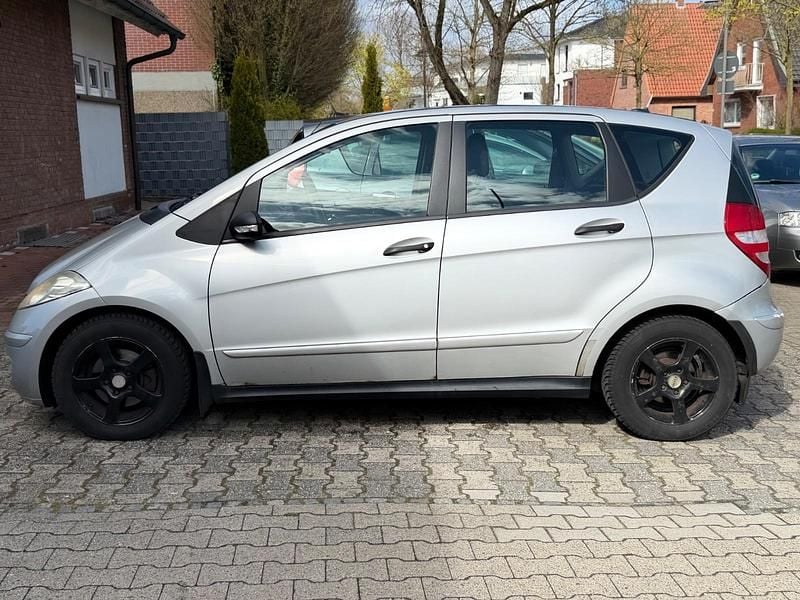 Gebraucht Mercedes A170 116 PS (85 kW) 2004 Silber Limousine