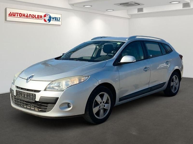 Gebraucht Renault Mégane III Expression 110 PS (80 kW) 2010 Grau Limousine