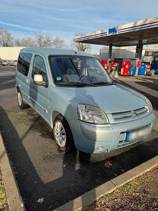 Blau Gebraucht 2005 Citroën Berlingo Van / Kleinbus | 2.200 € (Teuer) - Bild 1/4