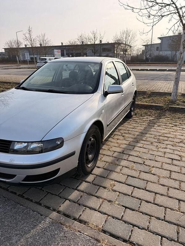 Gebraucht Seat Leon 105 PS (77 kW) 2001 Silber Limousine